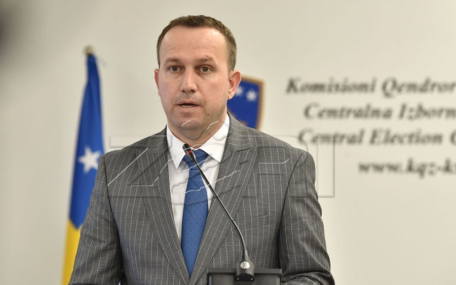 Elezi: 20 parti kanë njoftuar pjesëmarrjen në zgjedhje, dy formuan koalicion