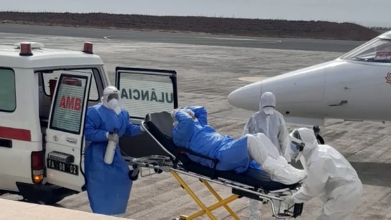 shperthimi-i-hantavirusit-aeroplani-mjekesor-udheton-per-ne-holande-me-te-gjithe-pacientet-e-infektuar
