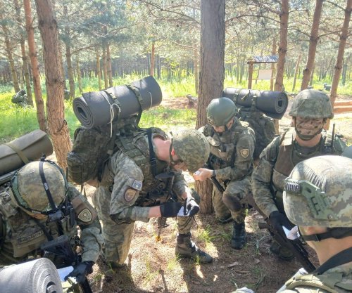 Përfundojnë dy kurse në FSK: Trajnim për snajper dhe udhëheqje luftarake