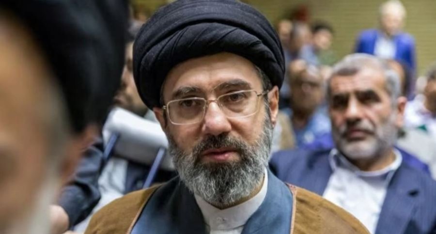 CIA  Khamenei i plagosur jashtë syrit të publikut  por ende formëson strategjinë e Iranit