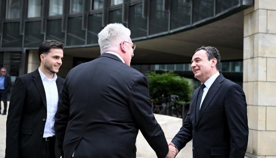 kryeministri-ne-detyre-i-kosoves-u-prit-ne-parlamentin-e-nordrhein-westfalen