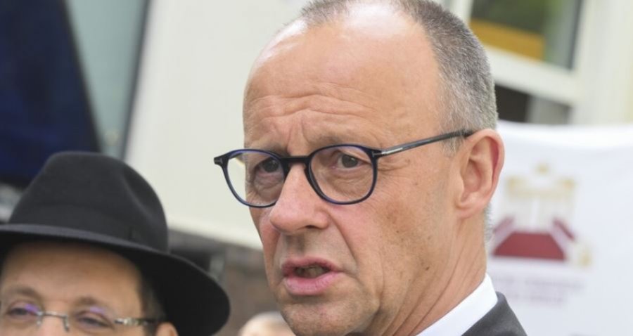 Kancelari gjerman kërkon reforma  të dhimbshme   Duhet të ndryshojmë për të mbrojtur të ardhmen