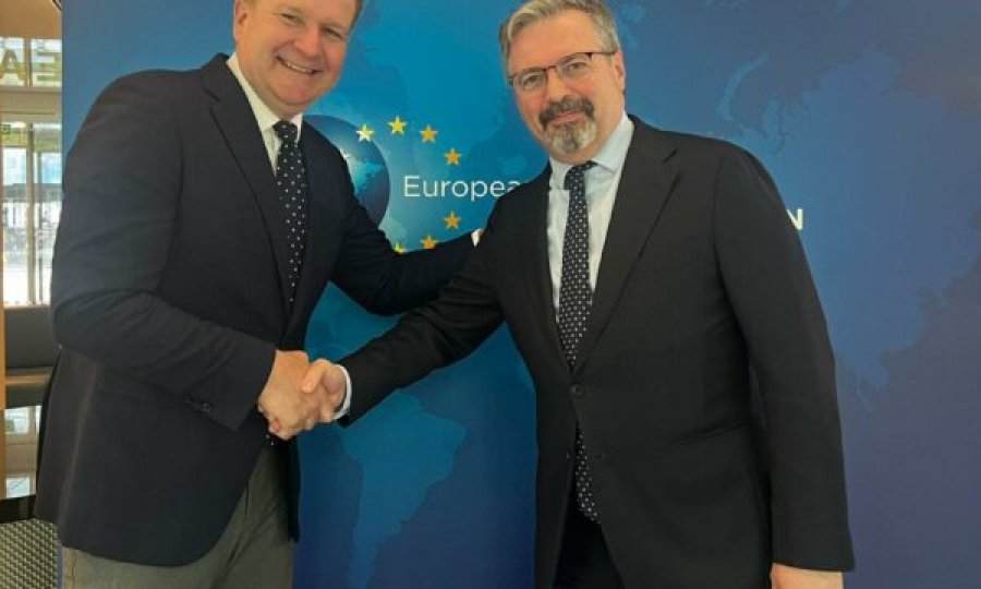 Bajrami me kërkesa për Sorensenin  Serbia t i përmbush obligimet e dialogut  integrimin e Kosovës në BE  KiE  NATO dhe OKB