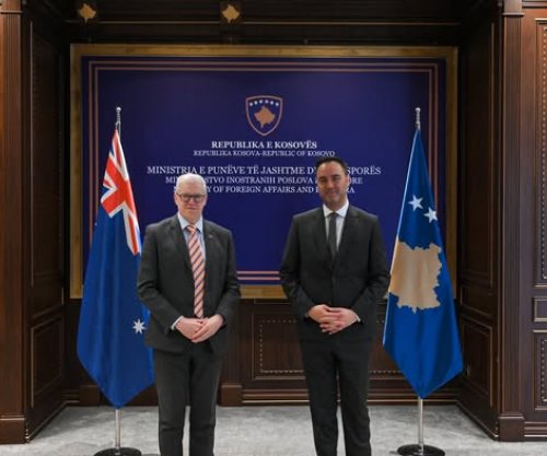 Konjufca falënderon ambasadorin australian për kontributin në raportet Kosovë–Australi