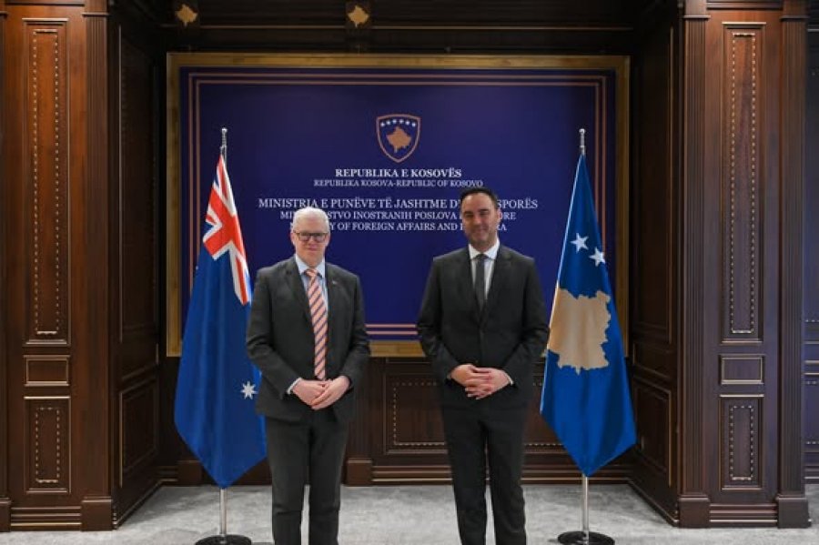 Konjufca falënderon ambasadorin australian për kontributin në raportet Kosovë Australi