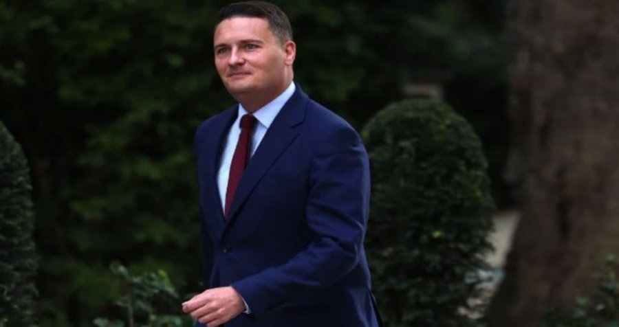 Britani e Madhe  ministri i Shëndetësisë jep dorëheqjen