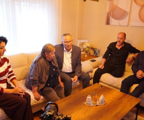 Hamza viziton familjet Gashi dhe Muhaxhiri në Prizren: Shteti duhet të kujdeset më shumë për familjet dhe dinjitetin e qytetarëve