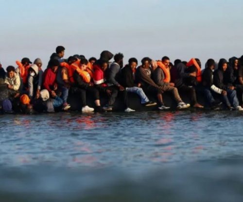 Britania e Madhe mbështet planin për të përshpejtuar dëbimin e emigrantëve të paligjshëm