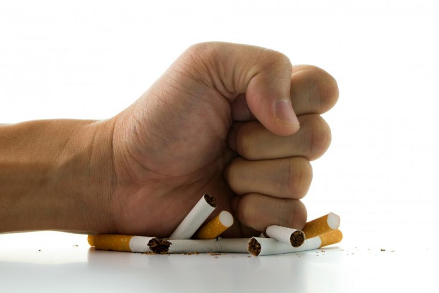 Pesë mënyra për të lënë cigaren