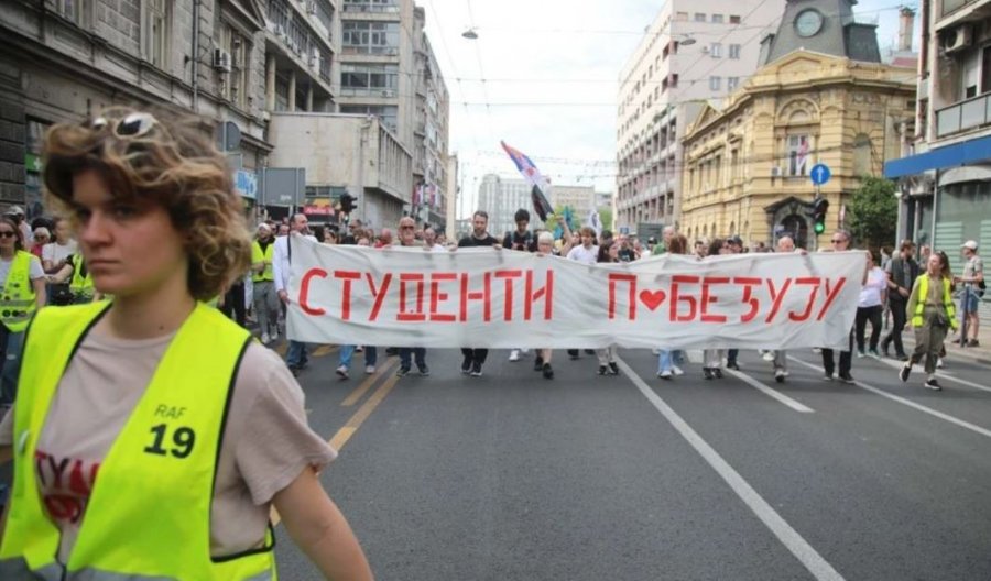  Kosova është pjesë e Serbisë   memorandumi i studentëve serbë rikthen retorikën nacionaliste të viteve  90 ta