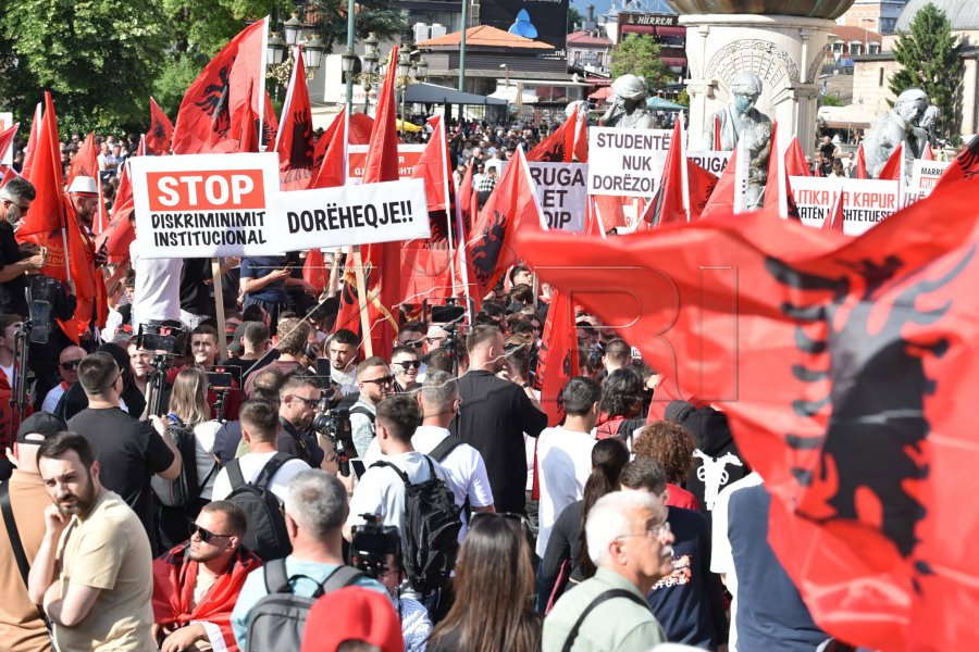 Studentët nga Shqipëria kërkojnë reagim: Jemi marrë peng nga katër maqedonas