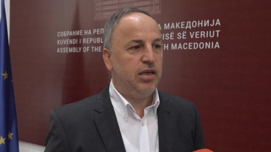 Azizi: Studentët do të japin provimin e jurisprudencës në gjuhën shqipe