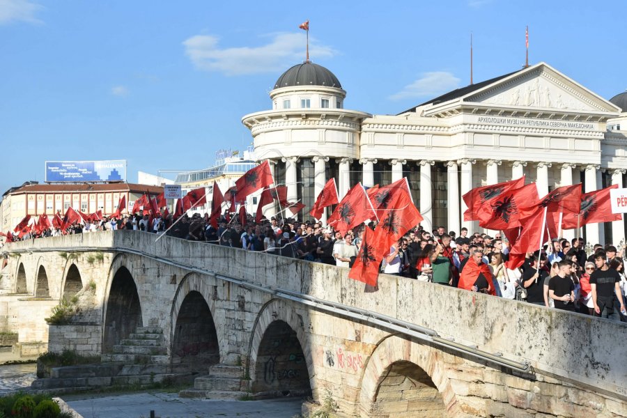 “Si mund të na kërkojnë të ndërtojmë drejtësi nesër, kur sot padrejtësia ushtrohet mbi studentët?”