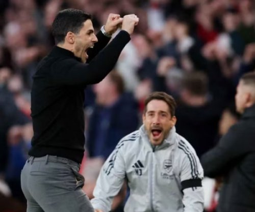 Gabon Manchester City,  Arsenali shpallet kampion pas njëzet e një vitesh