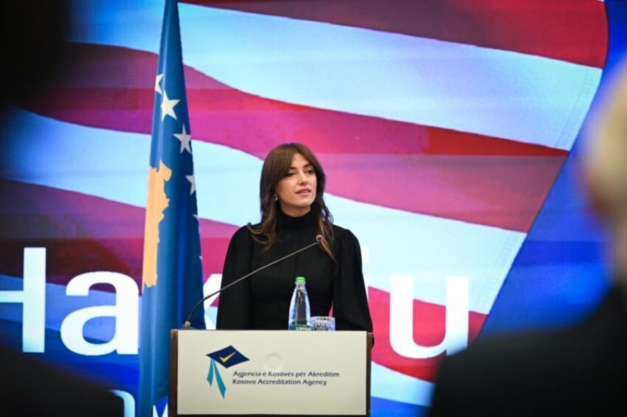 Haxhiu merr pjesë në Gala Mbrëmjen e organizuar me rastin e njohjes së Agjencisë së Kosovës për Akreditim