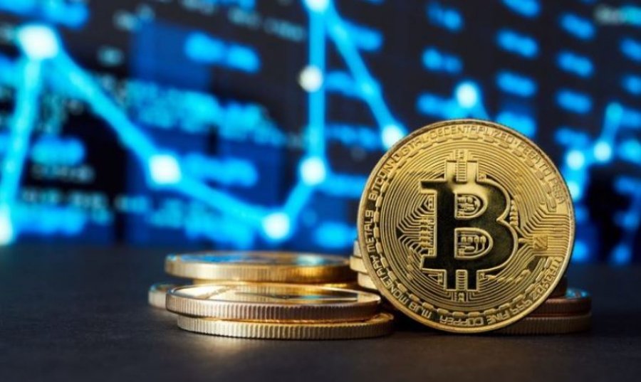 bie-vlera-e-bitcoinit-nen-77-000-dollare