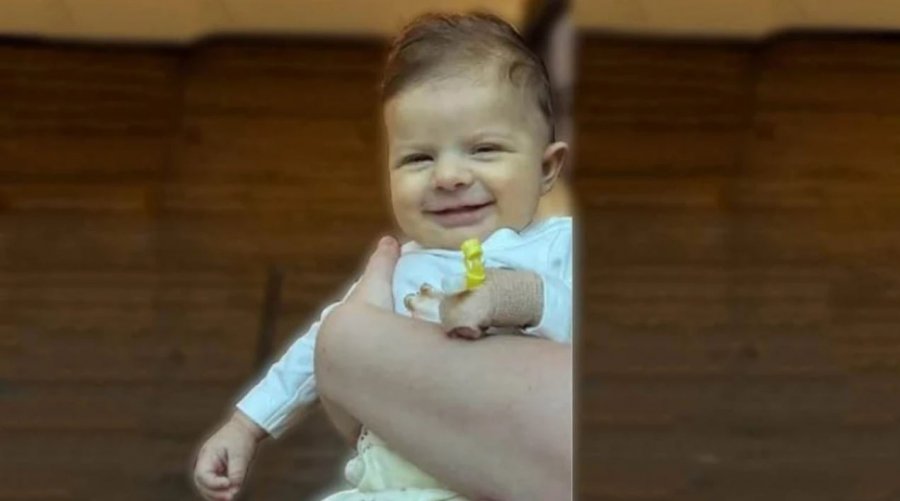 Apel për ndihmë  Hana dy muajshe e gjysmë ka nevojë urgjente për shërim jashtë vendit