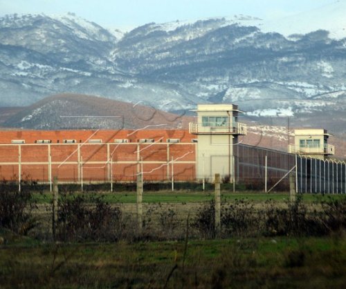 Homazhe në Burgun e Dubravës për viktimat dhe të mbijetuarit e masakrës së vitit 1999