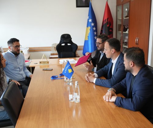 Hyseni pret fituesen e medaljes së artë në Kampionatin Mesdhetar të Boulingut, Kaula Hazirin