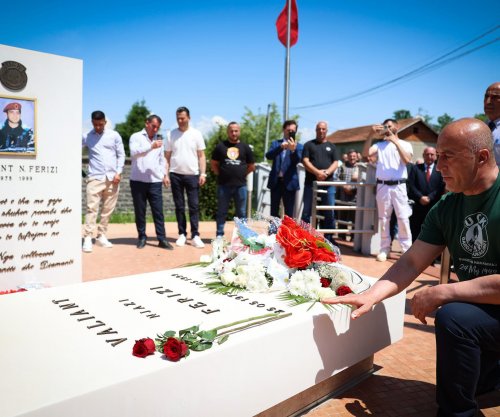 Haradinaj përkujton luftëtarët e Batalionit Gardist “Shkelzen Haradinaj”