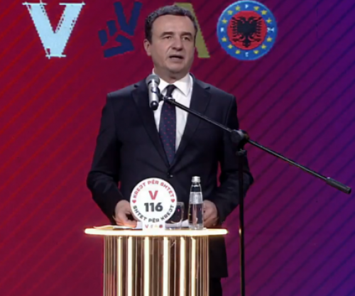 Kurti shpalos programin, përmend edhe planifikime graduale për pagën e 14-të