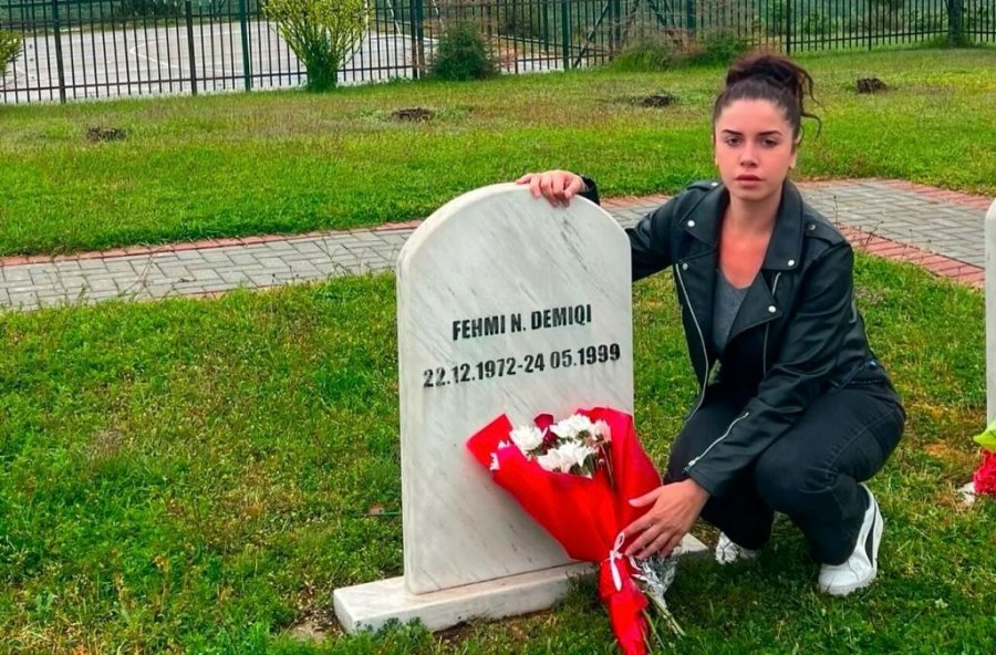 “S’e dëgjova zërin tënd”, vajza e dëshmorit Fehmi Demiqi me fjalë prekëse në përvjetorin e rënies së tij
