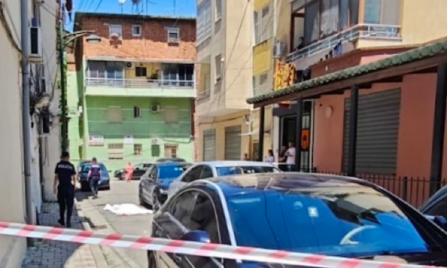 nje-burre-dhe-nje-grua-gjenden-te-vdekur-ne-durres-dyshohet-per-vetevrasje