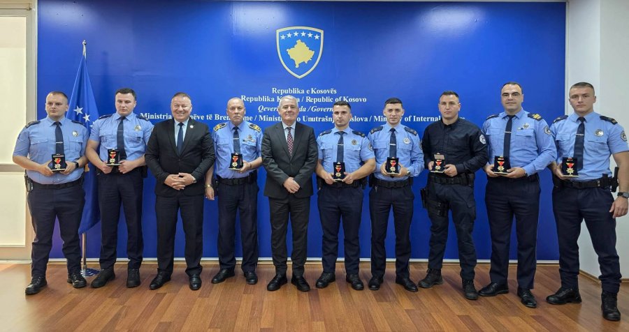 Medalje mirënjohjeje për tetë policë të Kosovës për shpëtim jetësh