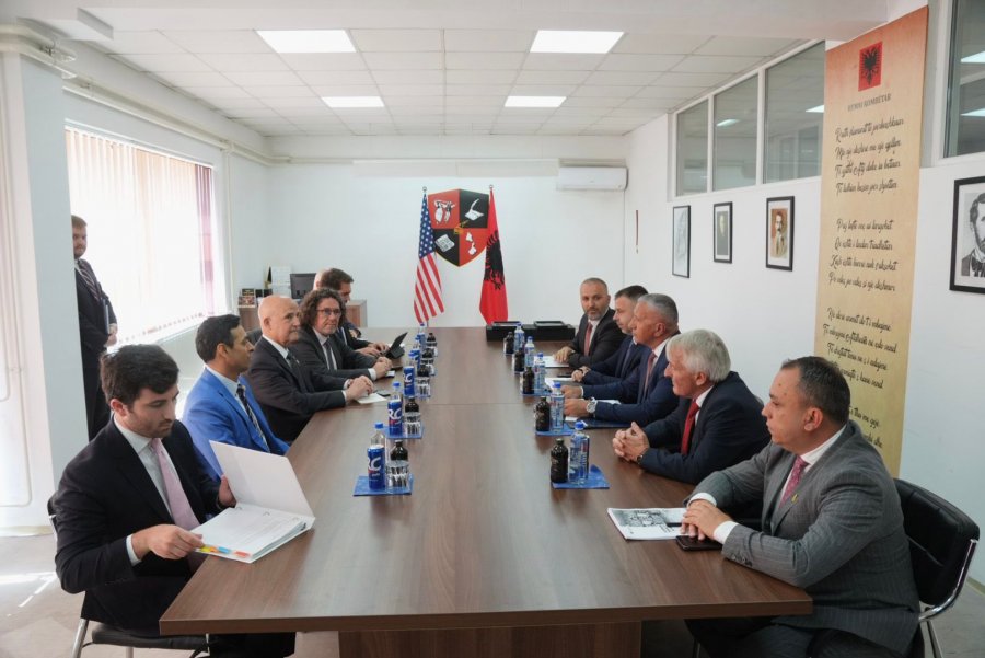 Rexhepi thotë se me kongresistët amerikanë diskutuan për të gjitha problemet me të cilat prej dekadash përballen shqiptarët e Luginës