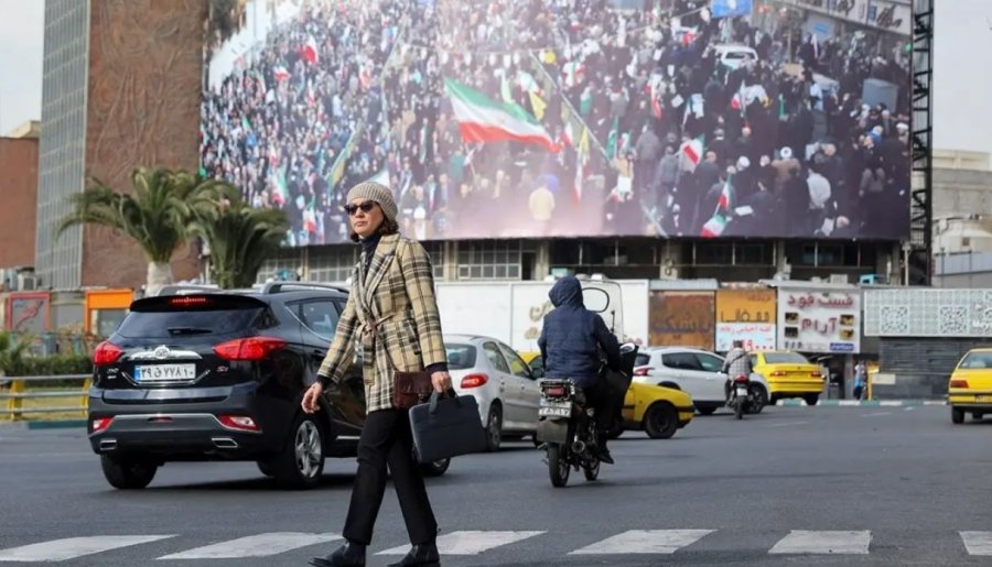 Rikthehet pjesërisht pas 88 ditësh interneti në Iran