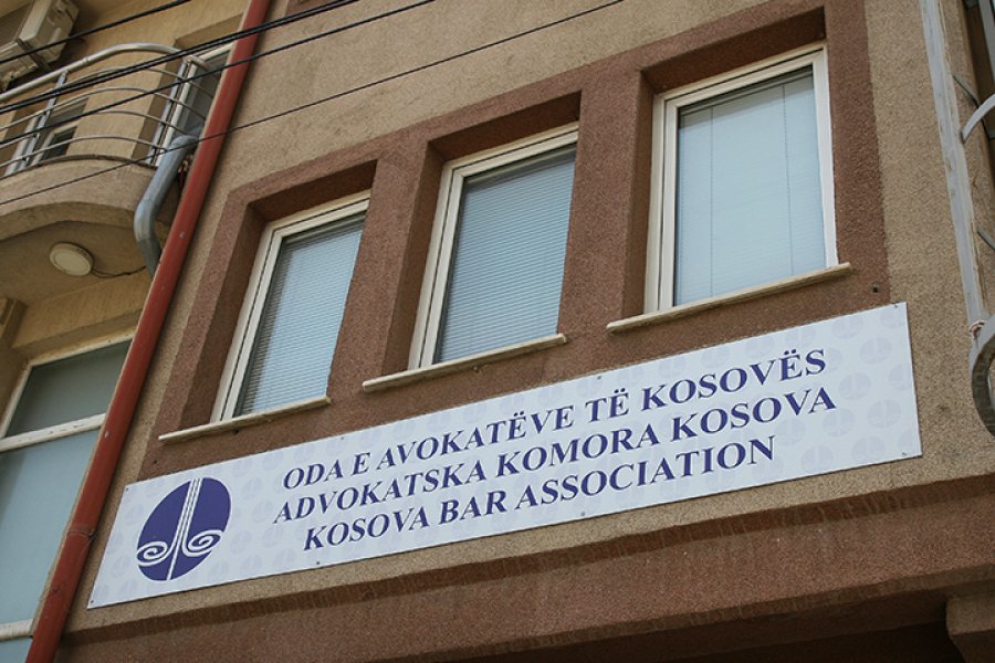 Gjykata Supreme shfuqizon dispozitën e OAK ut për humbjen automatike të licencës së avokatit