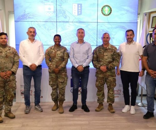 Ushtarë amerikanë të KFOR-it takojnë përfaqësues të KOK-ut, flasin për bashkëpunimin në sport