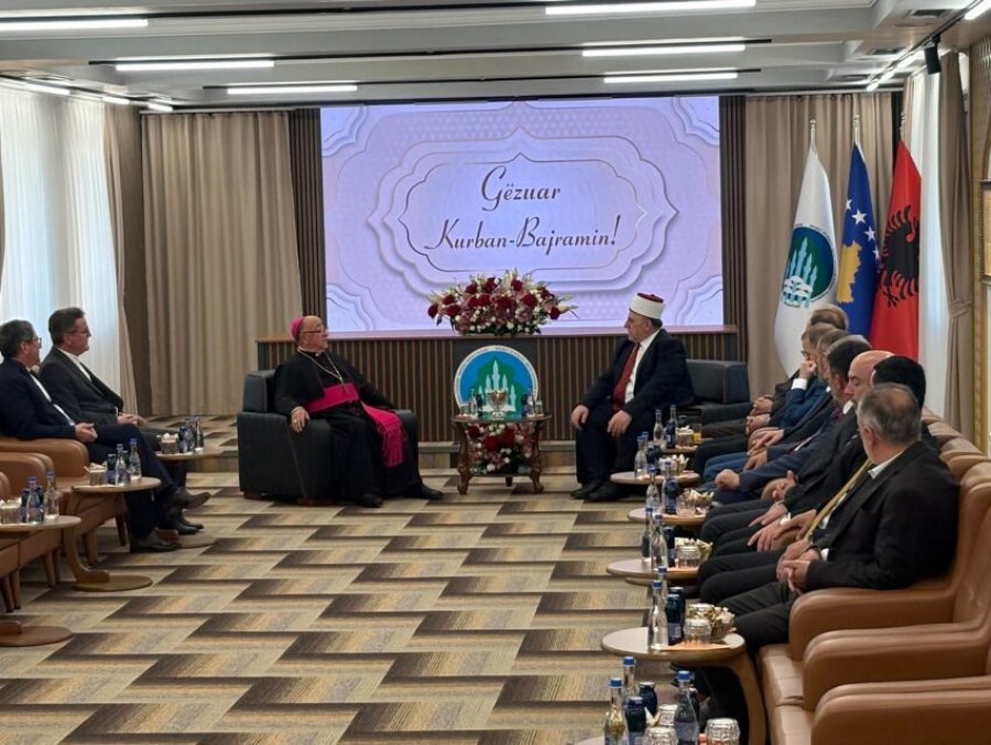 Ipeshkvi Dodë Gjergji uron Kurban Bajramin: Të ruhet bashkëjetesa dhe të ulen tensionet politike
