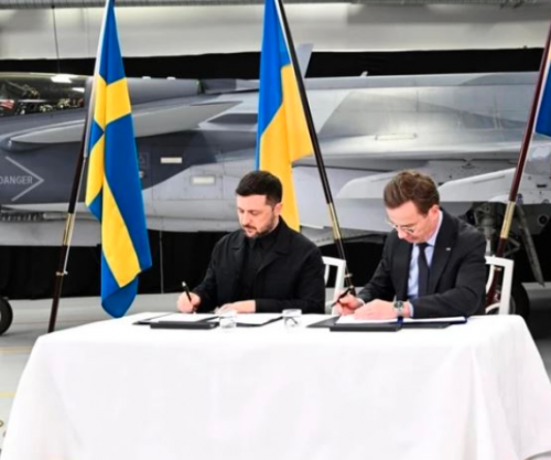 Suedia i dorëzon Ukrainës 16 aeroplanë luftarakë Gripen
