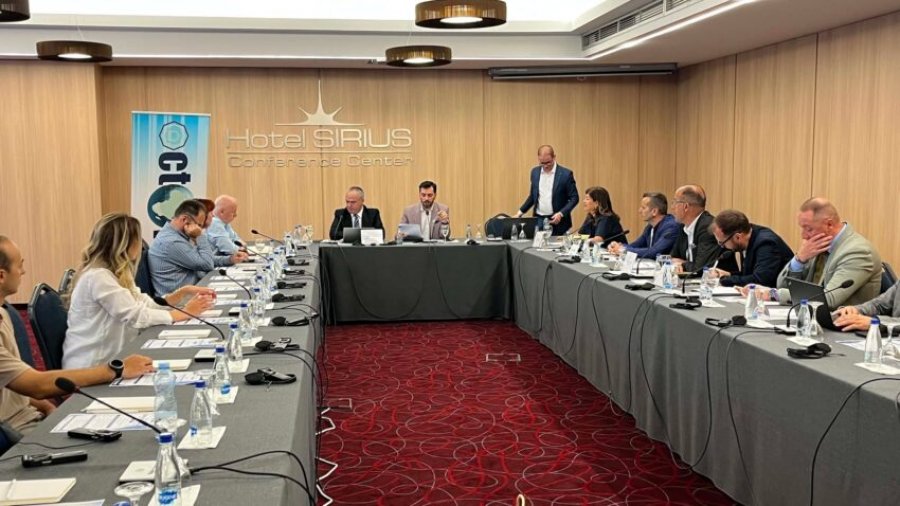  Octopus   Serbia po ndërhyn në zgjedhjet në Kosovë përmes propagandës  rrjeteve kriminale dhe Listës Serbe