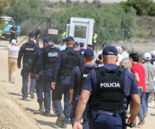 Greqia pas protestave të dhunshme në Zvërnec? Athina zyrtare quan minoritet banorët e zonës