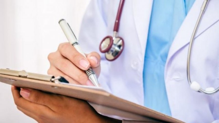 Obiliq  Dyshohet për shërbime mjekësore pa leje  mbyllet objekti