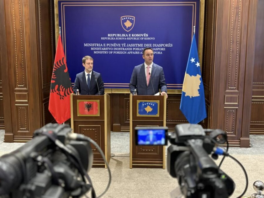 mbledhja-e-perbashket-e-dy-qeverive-konjufca-ishte-planifikuar-ne-qershor-zgjedhjet-bene-qe-ta-shtyejme
