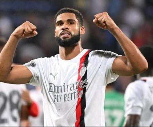 Ylli i Milanit pranë largimit, shtatë klube nga Anglia e duan transferimin e tij