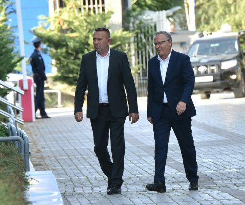 Hamza shkon në takim me Kurtin