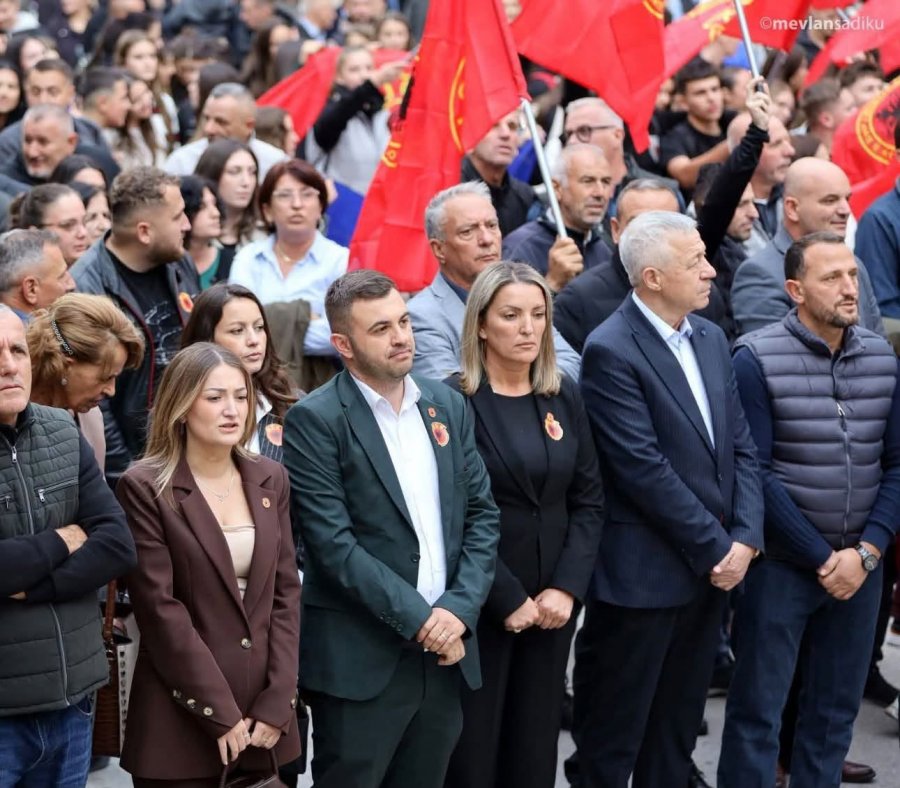 Incidenti para Kuvendit  reagon Fahrush Rexhepi i LVV së