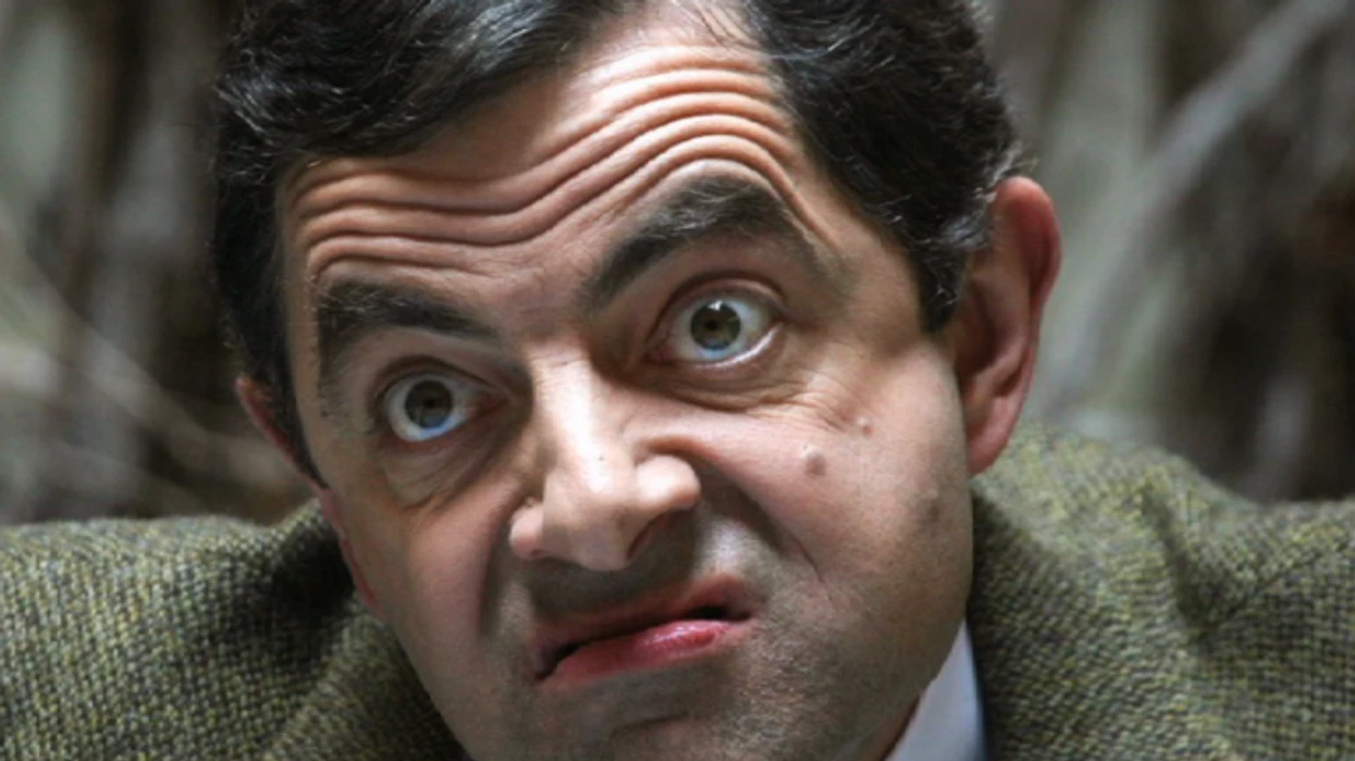 rowan-atkinson-rikthehet-ne-skene-pas-40-vjetesh