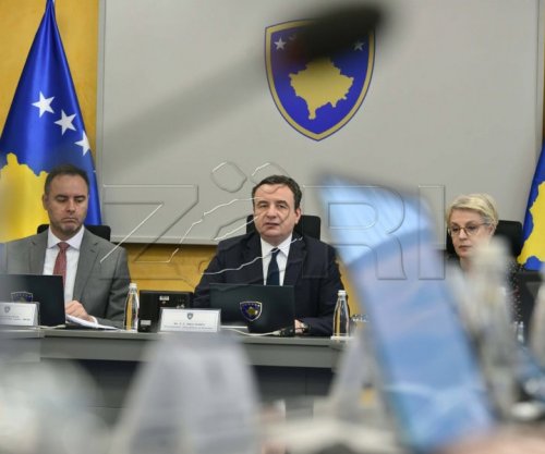 Qeveria zhvillon mbledhjen e pestë, miraton disa projektligje dhe programe