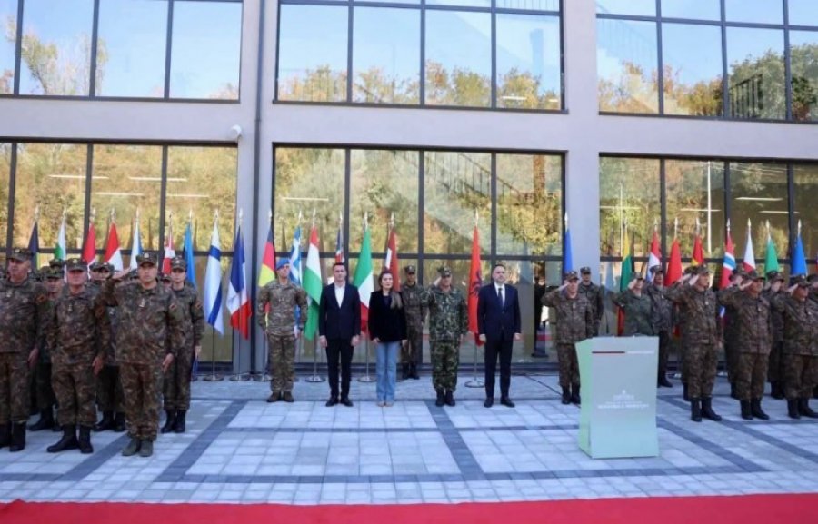 29 kadetë nga Kosova nisin studimet ushtarake në Shqipëri