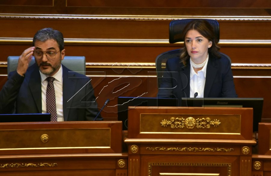 Ligji për Specialen dhe Presidenti  nis seanca