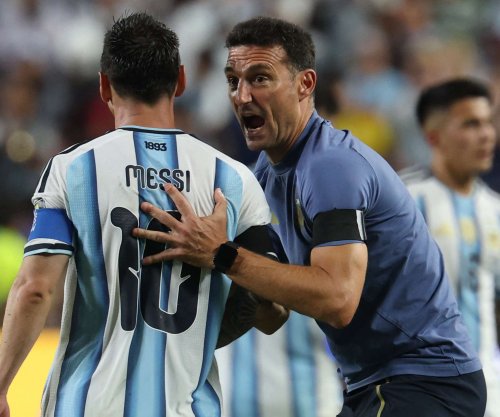 Scaloni emocionohet për Messin: “Duhet të lindë një jashtëtokësor që të shfaqet diçka e tillë”