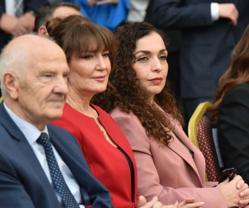 Ceremonia e inaugurimit të presidentes së Kosovës Justina Shiroka-Pula, ish-presidentë e personalitete të tjera arrijnë në Presidencë