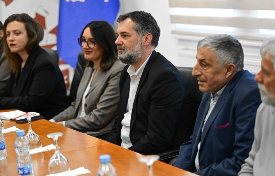 Çeku në Pejë  Arsimi i lartë ka nevojë për ndryshim të thellë