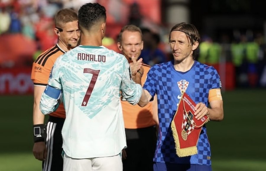 Modriç e mbron Ronaldon: “E meriton një fund tjetër me Portugalinë”