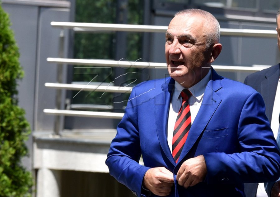Ilir Meta nga burgu uron presidenten e re të Kosovës